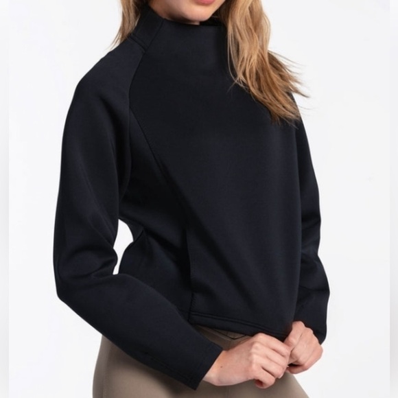 [Lolë] Spacer Funnel Neck - Black Beauty - XS - Picture 4 of 9